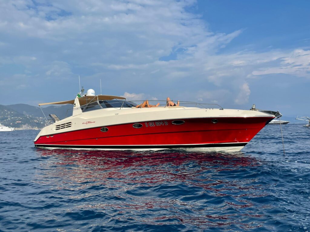 Riva-51-TurboRosso-Yacht-rent-boat-luxury-tour-portofino-cinque-terre