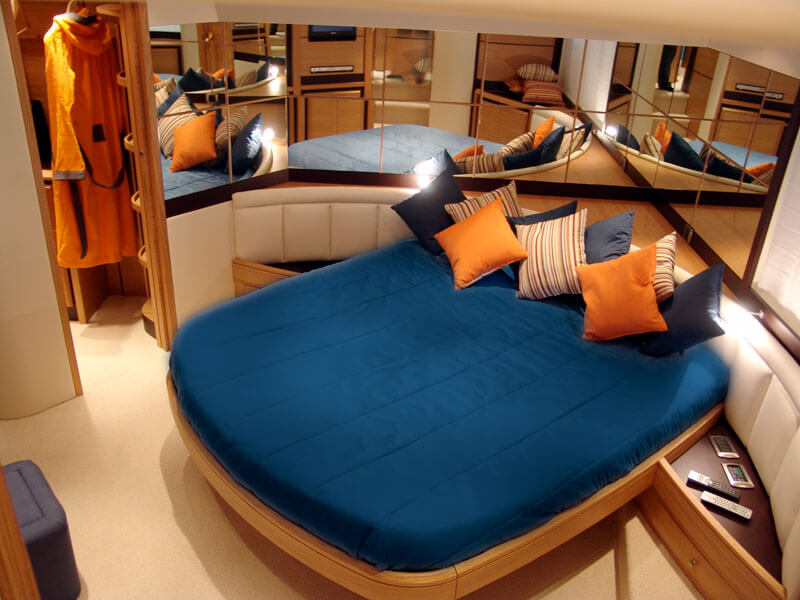 Yacht-rent-boat-luxury-tour-portofino-cinque-terre-Abacus-62-05